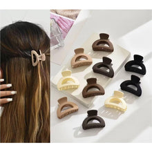 Plastic Small Hair Clips for Girls Kids Hair Accessories (3 Pcs Set / Mix Color & Design)