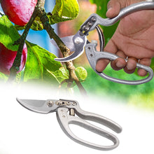 Garden pruning shears for all-purpose use